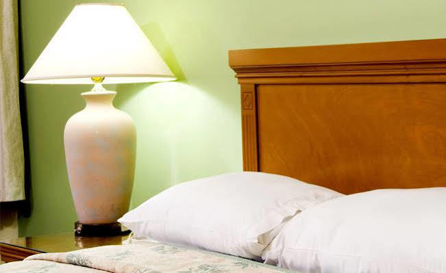 Shut Eye Hotel Alexander Экстерьер фото